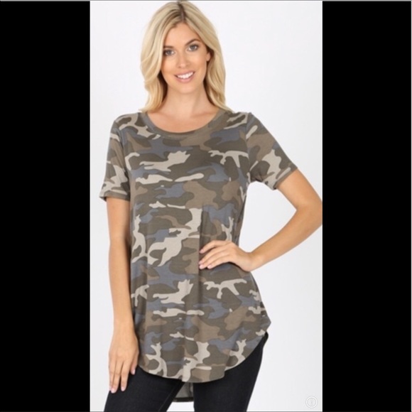 SOLD‼️🆕👚💐Plus Size Camo Top - Picture 2 of 3